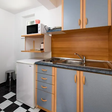 Apartment Vila Milas Jesenice (Split-Dalmatia)