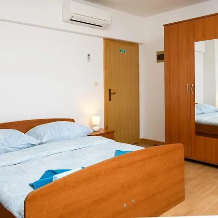 Apartment Vila Milas