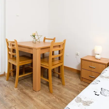 Apartment Vila Milas *