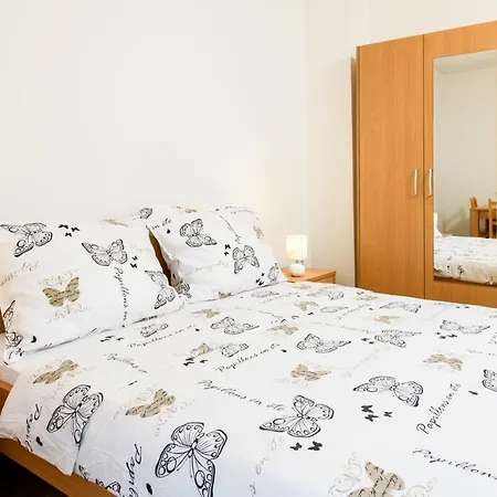 Apartment Vila Milas Jesenice (Split-Dalmatia)