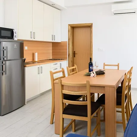 Apartament Vila Milas *